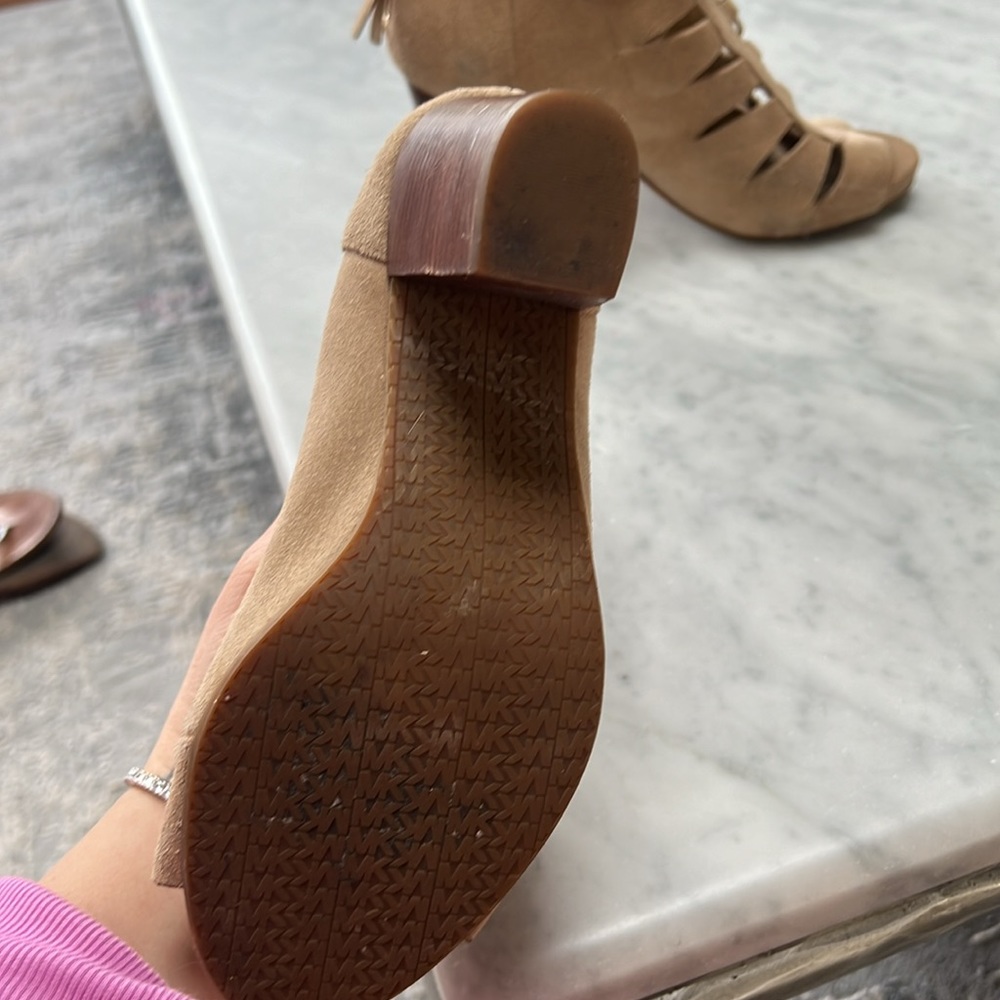 Barely Worn Leather Booties Size 7 - image 3